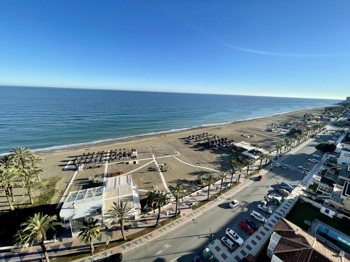 Apartment Exclusive Beachfront - Pool - Paddle - Tenis - Wifi - Aircon Torremolinos