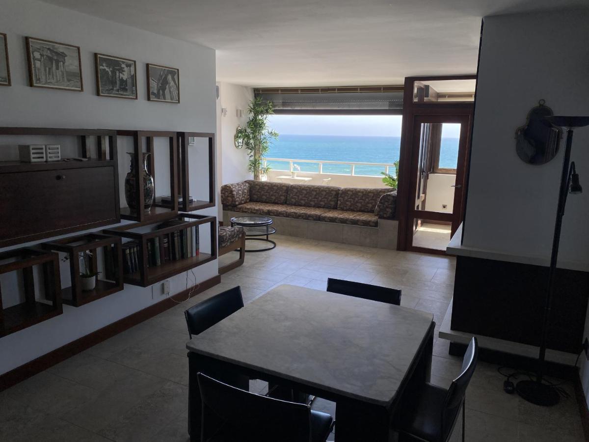 Appartamento Exclusive Beachfront - Pool - Paddle - Tenis - Wifi - Aircon *